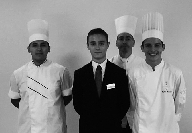 École hôtelière de Genève (par ordre alphabétique):Robin Bessire, James Faustiano, Stéphane Faval (coach), Sacha Revillard.