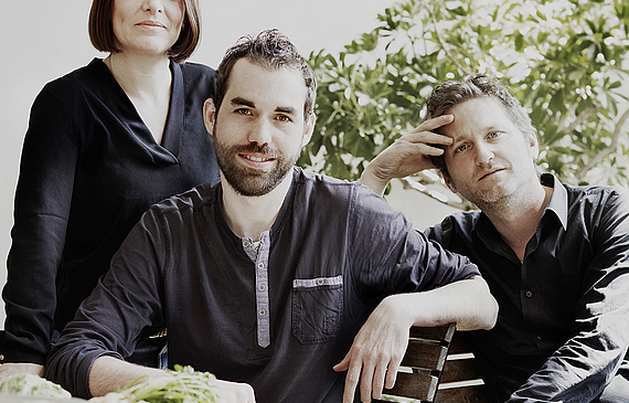 Esther Kern, Pascal Haag und Sylvan Müller (v.l.) haben sich über ein Jahr mit dem Buchprojekt «Leaf to Root» beschäftigt. (ZVG) Esther Kern, Pascal Haag und Sylvan Müller (v.l.) haben sich über ein Jahr mit dem Buchprojekt «Leaf to Root» beschäftigt. (ZVG)