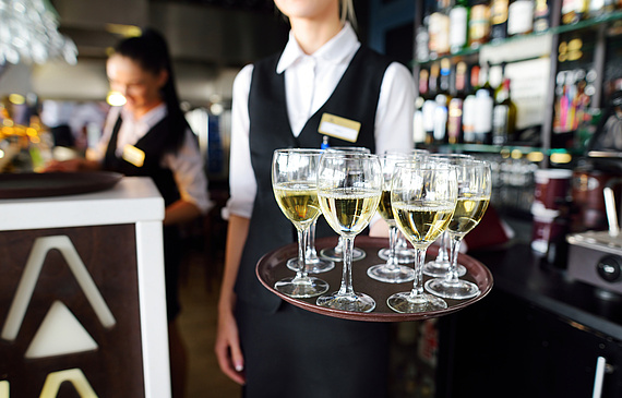 Sprachkurs und jobben im Sprachgebiet – so holt man das Beste aus der Zwischensaison raus. (Fotolia)