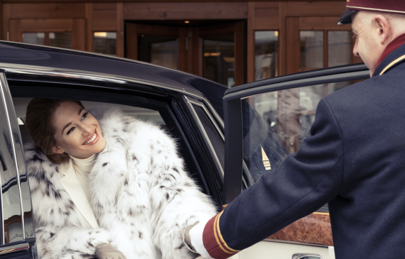 Im «Badrutt’s Palace» können sich die Gäste in einem der drei Rolls-Royce chauffieren lassen. (ZVG)