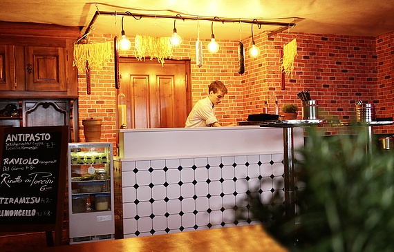 Jeder Lernende war sein eigener Chef und alleine für seinen Posten verantwortlich. Den Umsatz haben aber alle vier gemeinsam erwirtschaftet. (ZVG) 