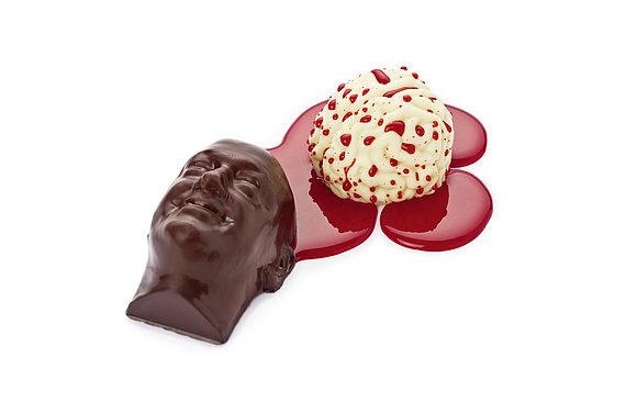 Parmi les nombreuses stars internationales qui participeront à l’édition 2018 de ChefAlps figure le Belge Dominique Persoone, un «Shock-O-Latier» dont les créations se permettent toutes les audaces. ( Images DR) Parmi les nombreuses stars internationales qui participeront à l’édition 2018 de ChefAlps figure le Belge Dominique Persoone, un «Shock-O-Latier» dont les créations se permettent toutes les audaces. ( Images DR)