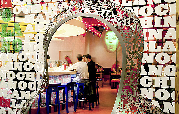 Die Fusionsküche des «China Poblano» verbindet China und Mexiko visuell und geschmacklich. Konzept und Interieur ziehen vor allem Millennials an. (ZVG) Die Fusionsküche des «China Poblano» verbindet China und Mexiko visuell und geschmacklich. Konzept und Interieur ziehen vor allem Millennials an. (ZVG)
