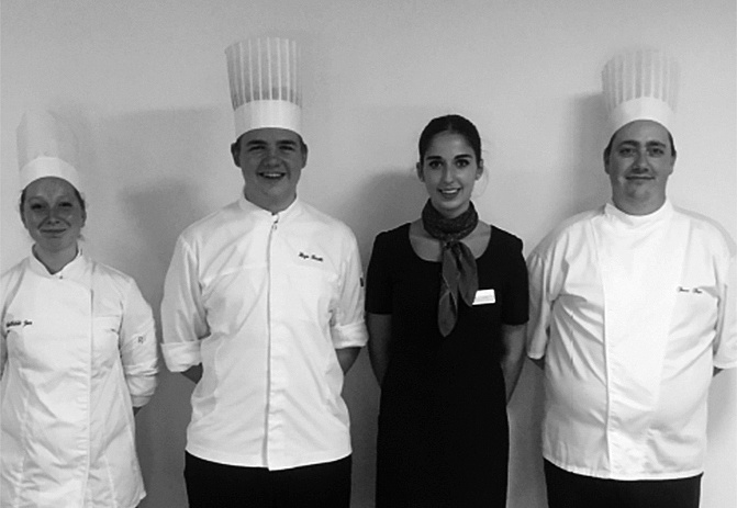 École hôtelière de Genève (par ordre alphabétique):Hugo Bisetti, Mathilde Jan, Melissa Marfil, Steve Pique (coach).