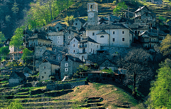 Der Hotel-Innovations-Award geht dieses Jahr ins Tessiner Dorf Corippo. (Bild ZVG)