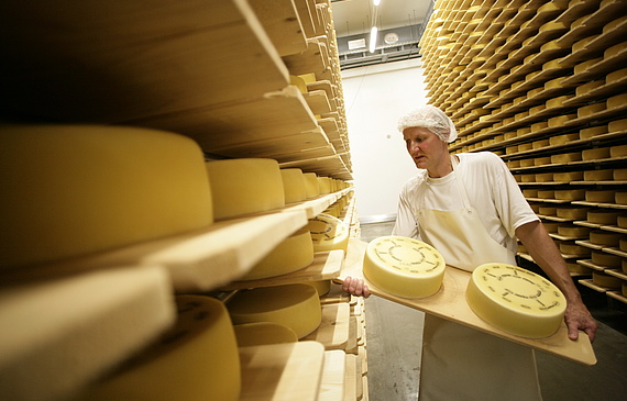 21'000 Liter Milch werden täglich zu «Appenzeller» verarbeitet. (ZVG) 21'000 Liter Milch werden täglich zu «Appenzeller» verarbeitet. (ZVG)