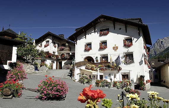 Le Schlosshotel Chastè à Tarasp (GR) est l’un des 405 établissements suggérés dans la Wonderbox Mille et une nuits Deluxe. (DR)