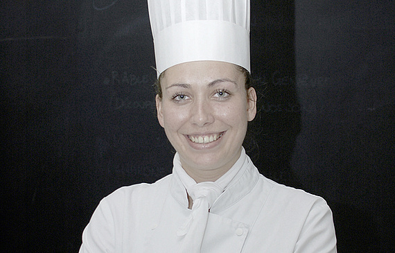 Sophie Vaz est demi-cheffe de partie au restaurant Vieux-Bois à Genève.