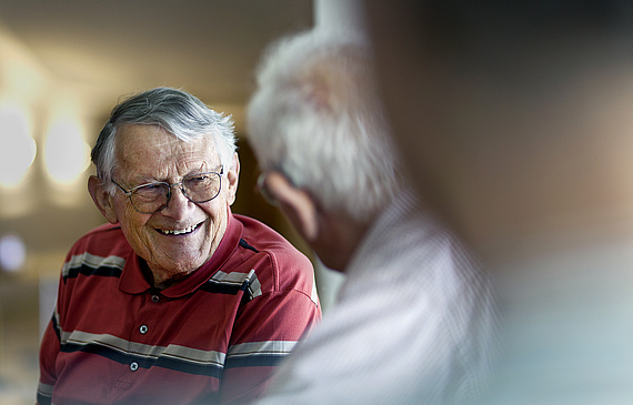 Ältere Menschen reisen gerne in Gruppen. Fühlen sie sich in einem Hotel gut aufgehoben, kommen sie gerne wieder – und bleiben meist um die zehn Tage. (Bilder Keystone)