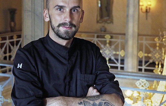 Mike Kainz hat die Pâtisserie bei Sternekoch Karlheinz Hauser gelernt. (ZVG) Mike Kainz hat die Pâtisserie bei Sternekoch Karlheinz Hauser gelernt. (ZVG)