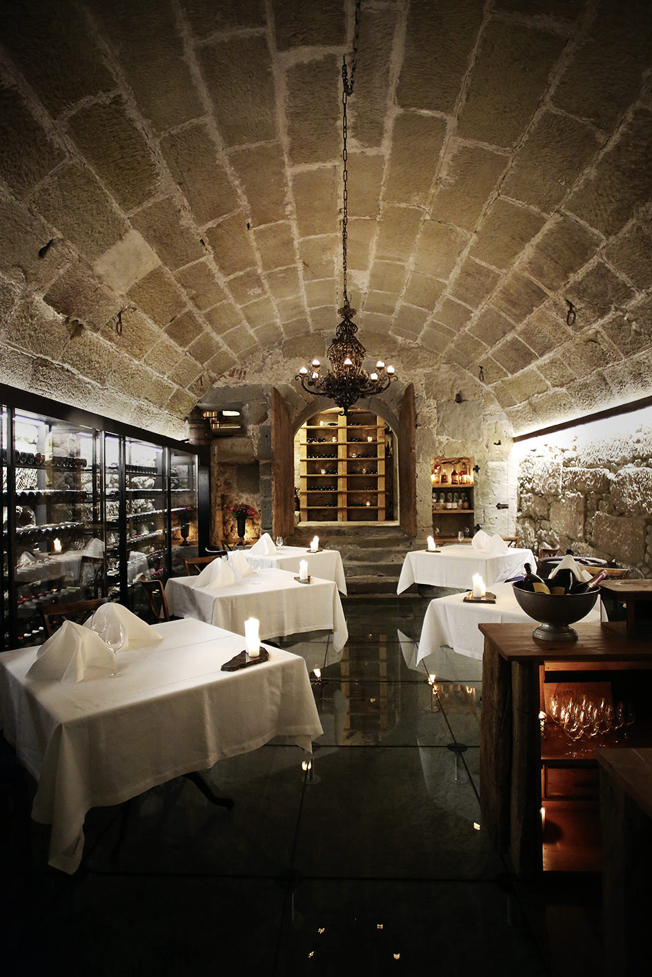 Hotellerie Gastronomie Zeitung Le Caveau zurück zum Ursprung