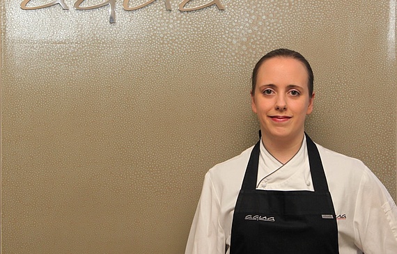 Jasmin Enzler fühlt sich wohl im Restaurant Aqua in Wolfsburg. (ZVG)